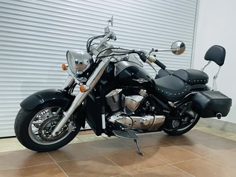 �������� Suzuki Intruder C1800R