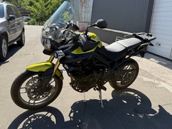 Triumph Tiger 800