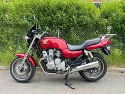 Honda  Seven Fifti	