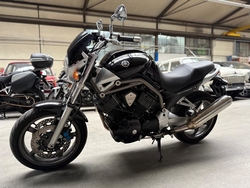 Yamaha BT1100 Bulldog