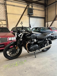 Triumph Street Twin