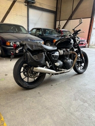Triumph Street Twin