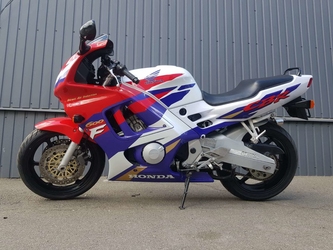 �������� Honda CBR600F