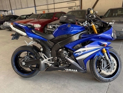Yamaha YZF-R1