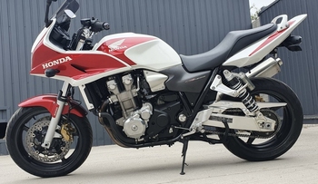 �������� Honda CB1300SA