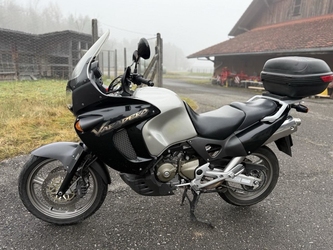 �������� Honda XL1000V