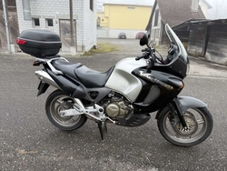 Honda XL1000V