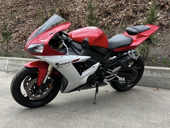 �������� Yamaha YZF-R1