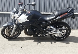 Suzuki GSR600SA